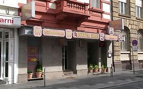 Hotel Elbe Street 34
